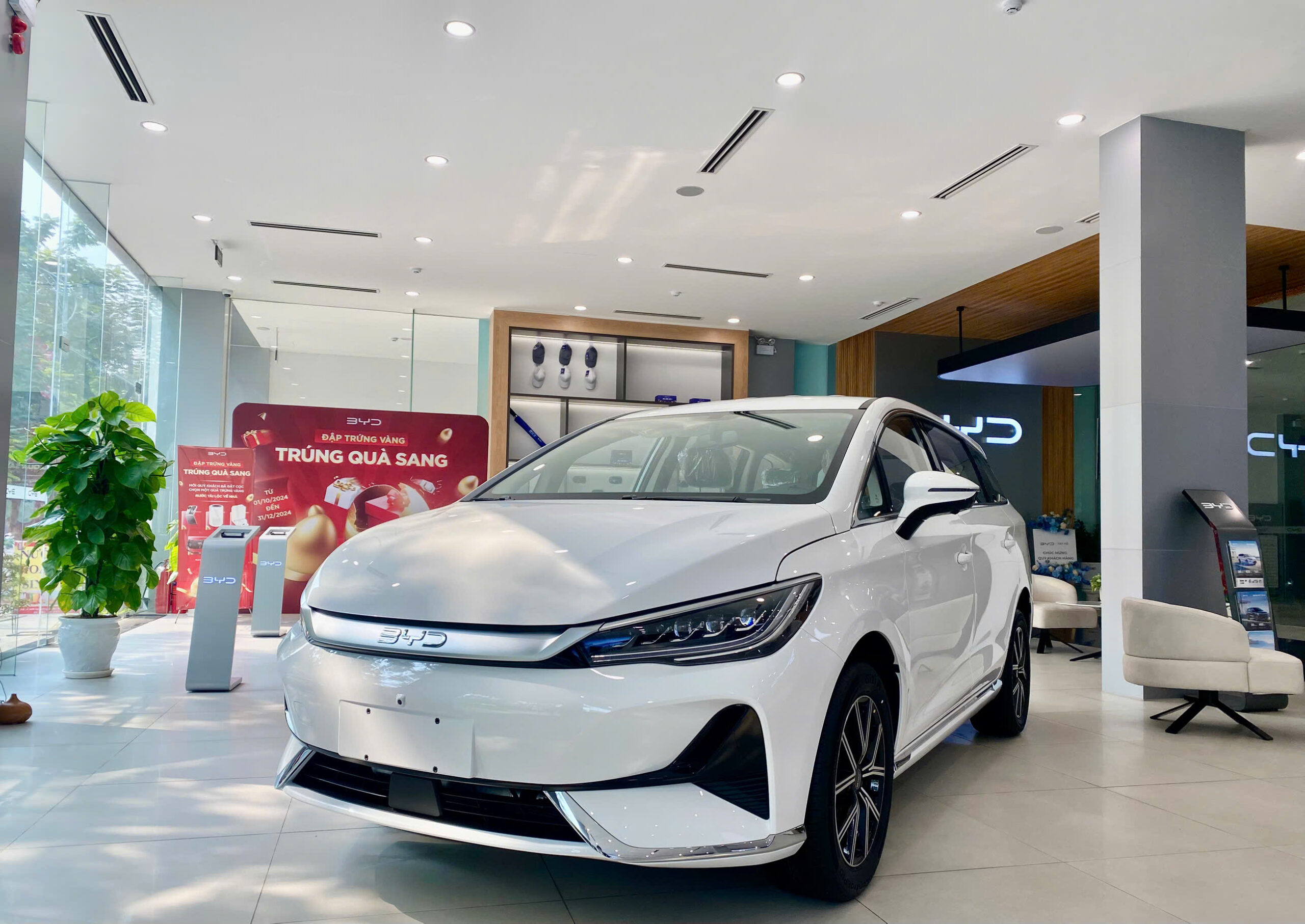 Ngoại thất sang trọng của BYD M6 